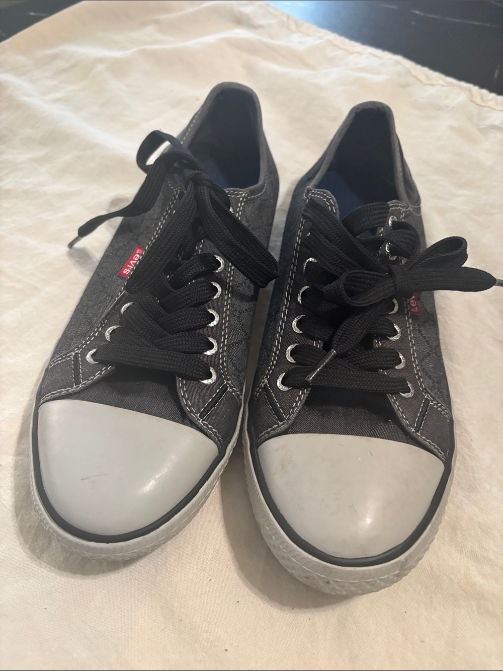 Levi's Black & Gray Low-Top Canvas Sneakers